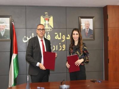 بلدية دورا ووزارة العمل توقعان مذكرة تفاهم لتطوير منظومة التدريب المهني في جنوب الخليل